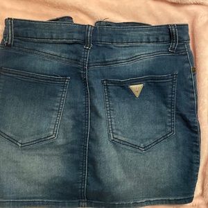 Guess mini skirt